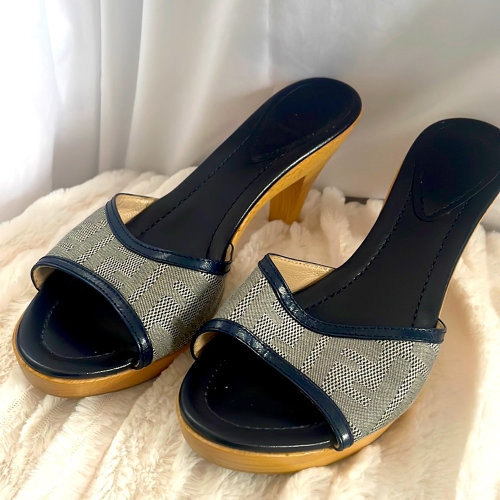 Vintage Rare Fendi Wood Block Heels interlocking F